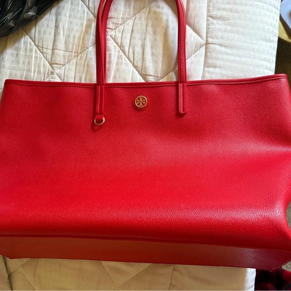 Tory Burch Classic Red Tote - Picture 2 of 12